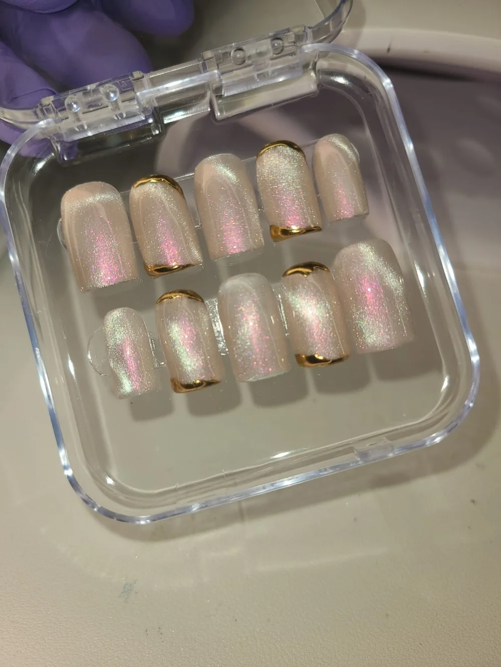 Size (S) Pearlescent Pink Press-On Nails with Gold Trim – Ready-to-Wear Set